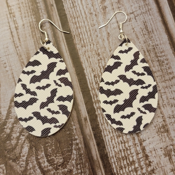 Jewelry - Faux Leather Bat Earrings
